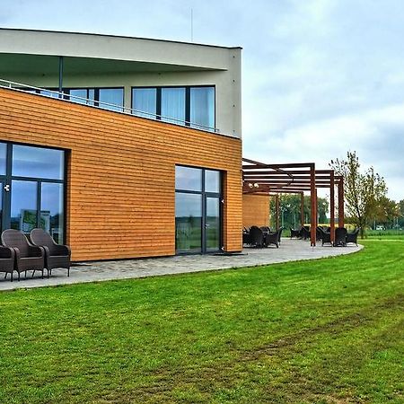 Hotel Golf Jezera Острожска Нова Весь Экстерьер фото