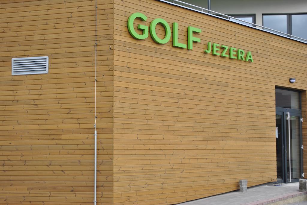 Hotel Golf Jezera Острожска Нова Весь Экстерьер фото